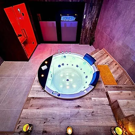 Pause Thermale Deluxe Et Privatif 러브호텔